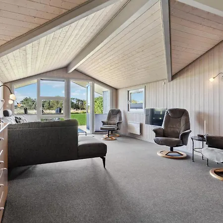 Σπίτι διακοπών Beautiful In With Kitchen Tarm