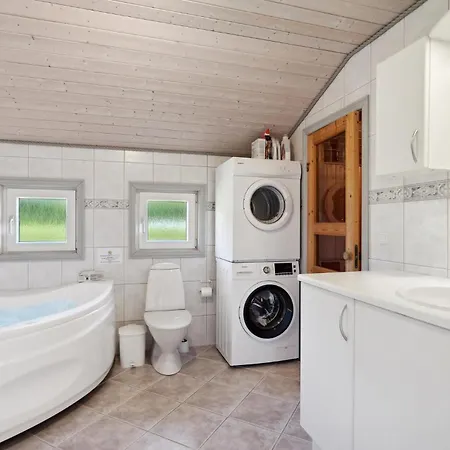 Beautiful In With Kitchen Tarm