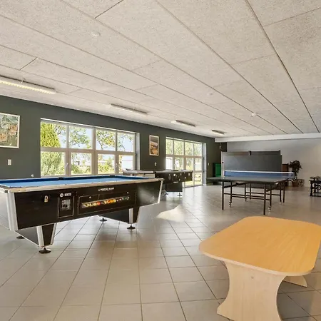 Σπίτι διακοπών Beautiful In With Kitchen Tarm