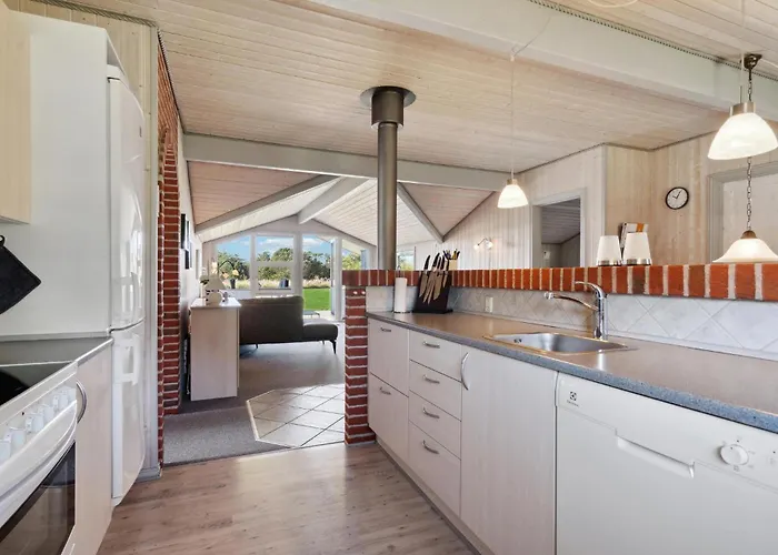 Beautiful In With Kitchen Tarm